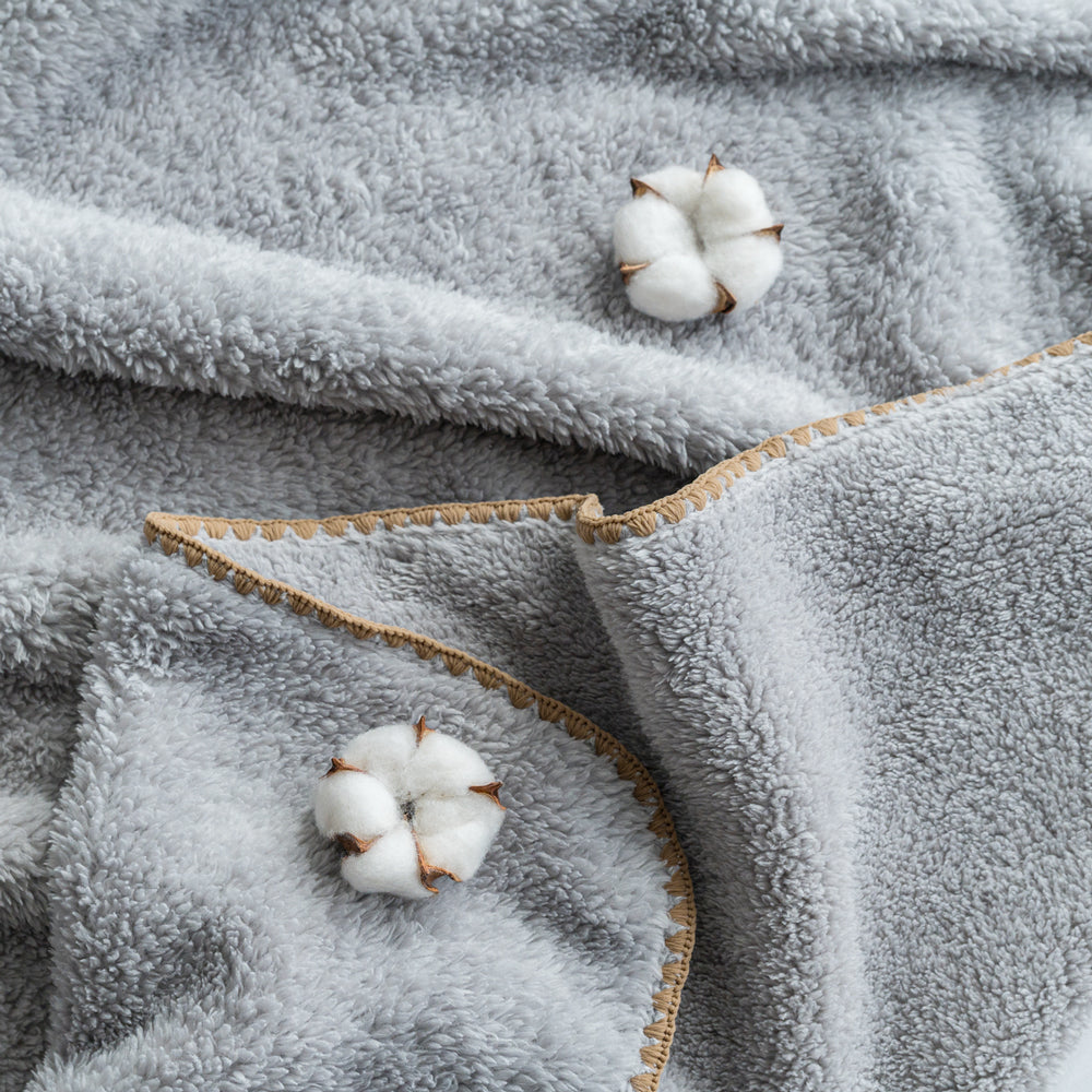 [한국직배송 F] 한길침장 극세사 담요 제나 Q (색상:아이보리/그레이/민트)