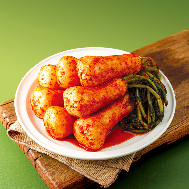 Cabbage Kimchi + Green Onion Kimchi + Young Radish Green Kimchi + Radish Kimchi + Perilla Leaf (Set) | *Free* Sliced Kimchi 