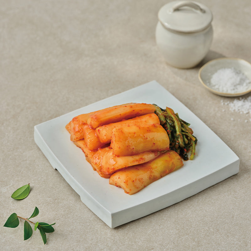 [예소담] 김치 샘플러 세트 (포기김치 3kg + 총각김치 850g + 생깻잎 김치 400g + 파김치 800g) (묶음)